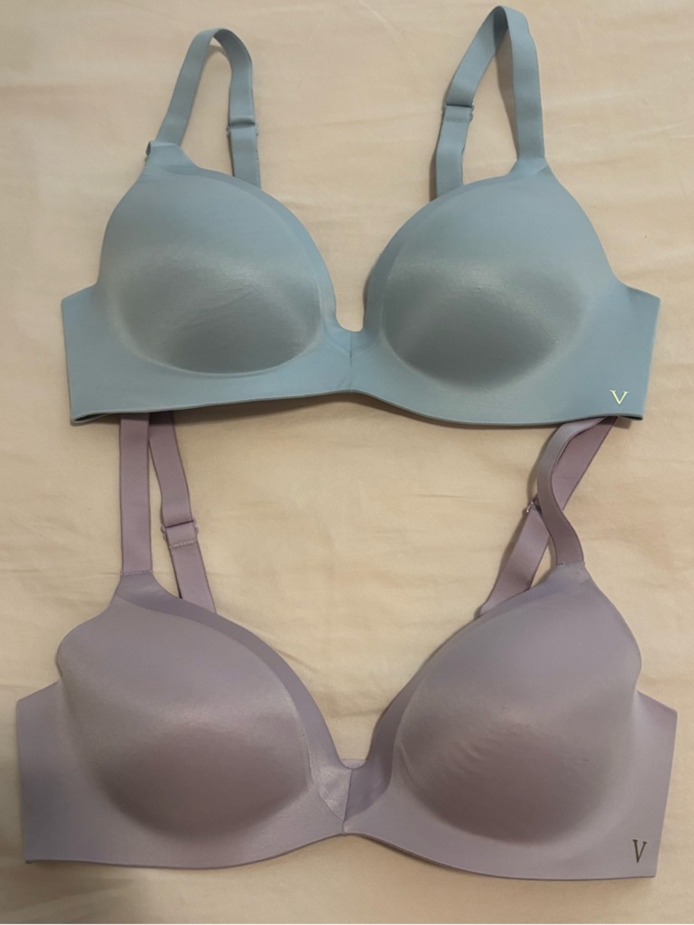 Victoria's Secret Infinity Flex Perfect Shape Wireless Push Up Bras - Set of 2